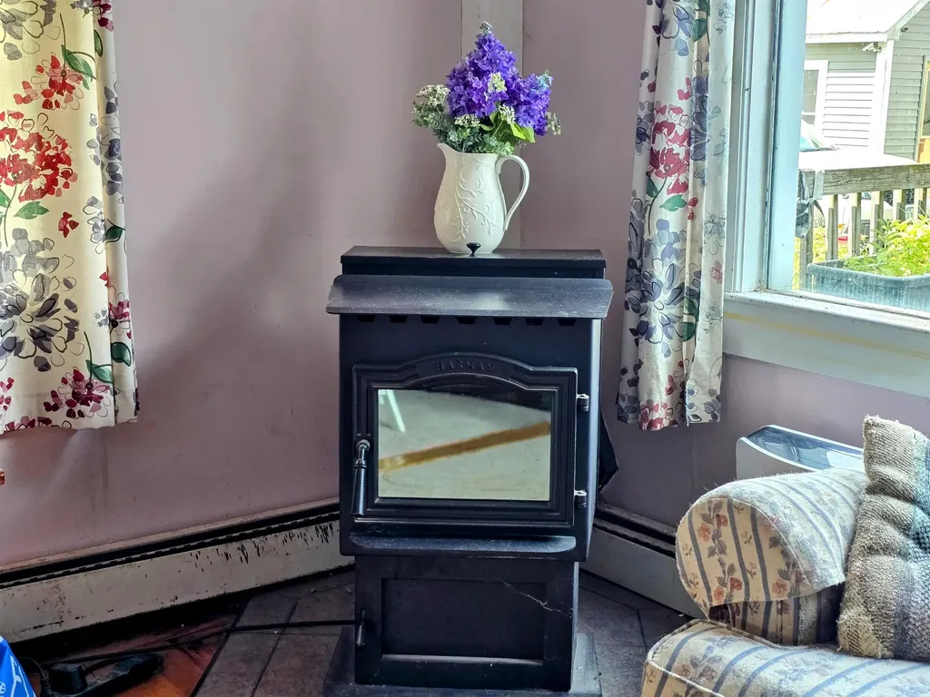 6680 Route 5, S Newbury VT 05051