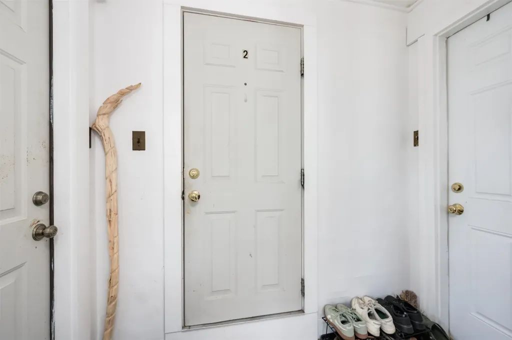 8 South Street Newmarket NH 03857