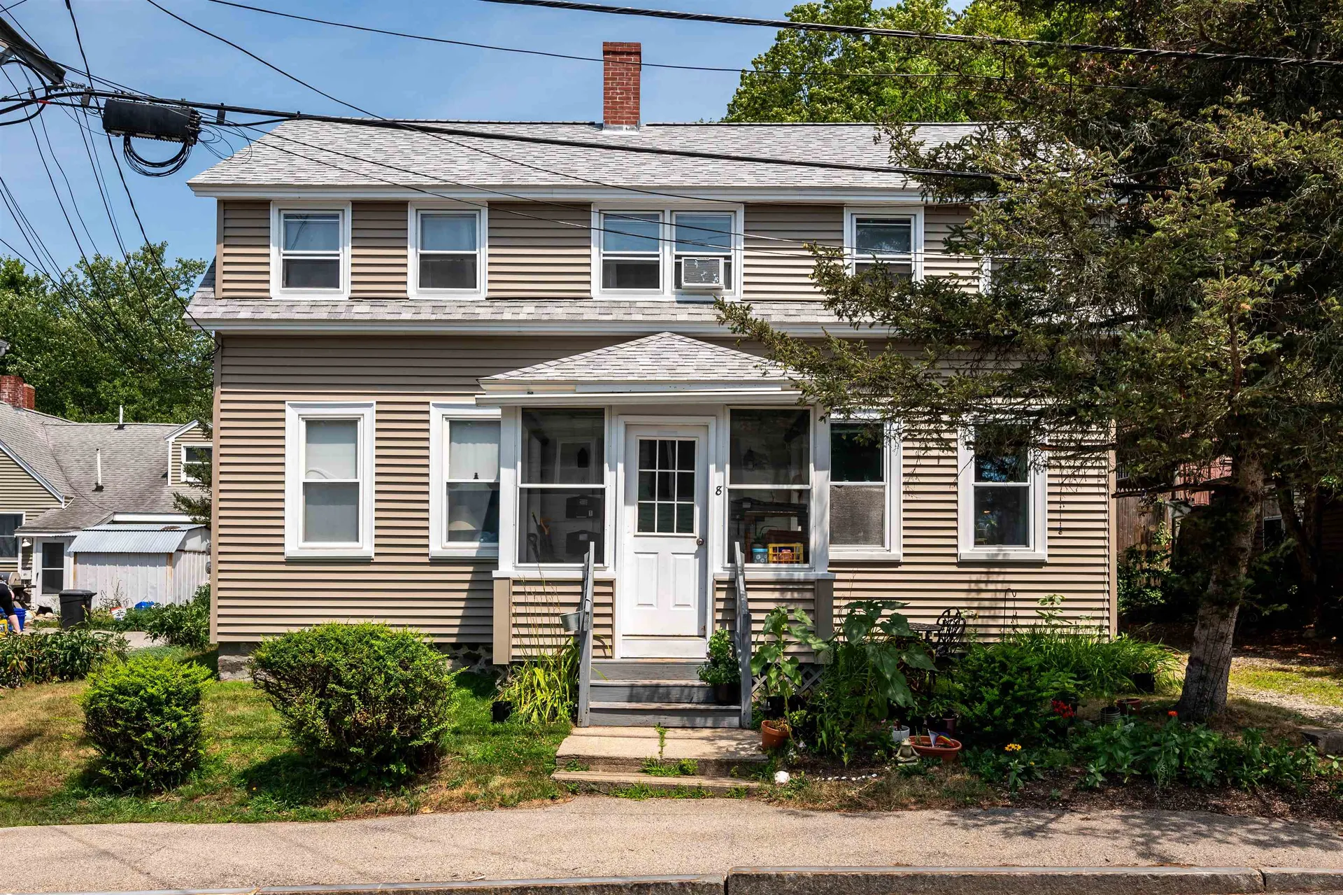 8 South Street Newmarket NH 03857