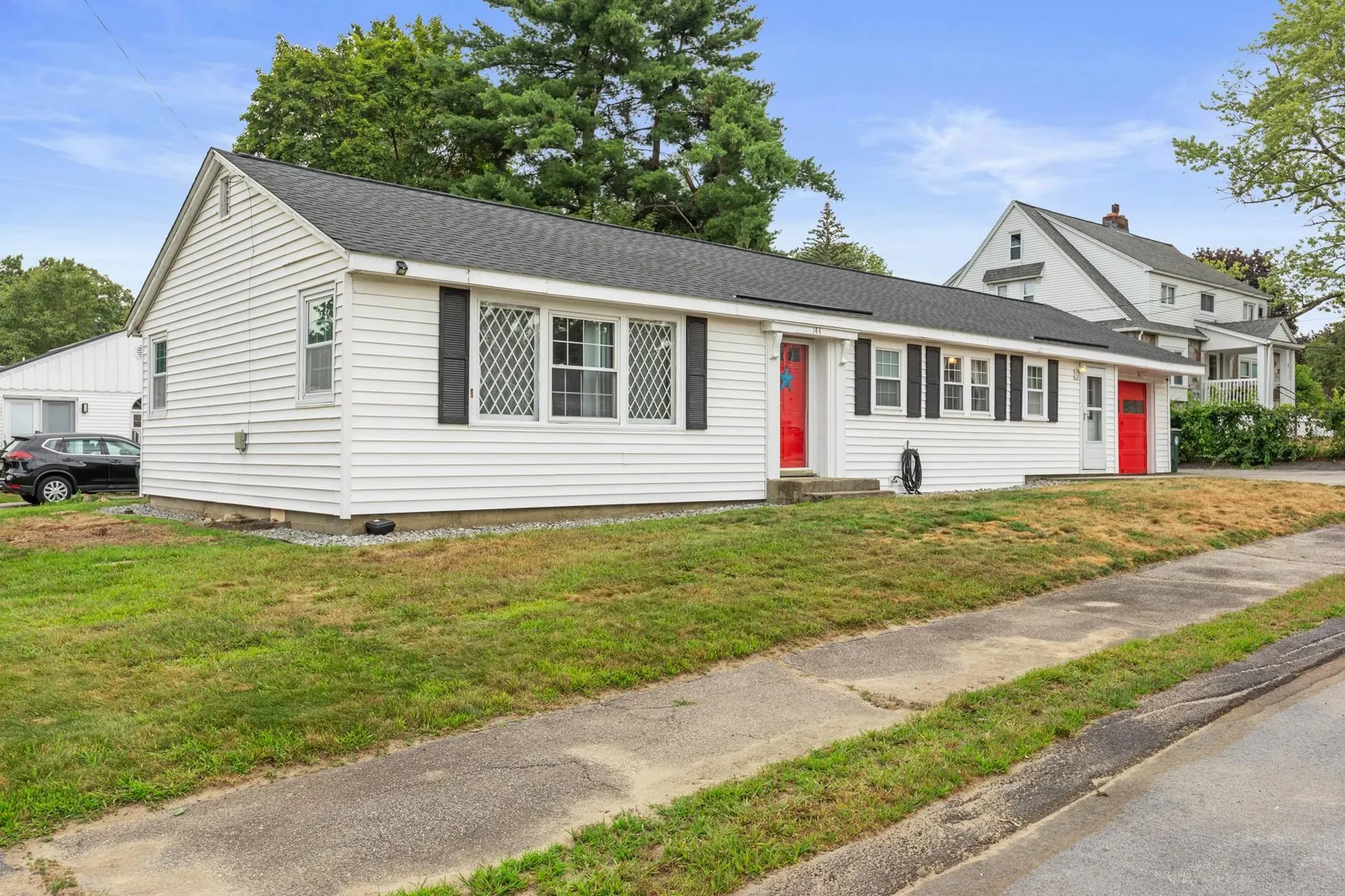 144 Oakland Avenue Manchester NH 03109