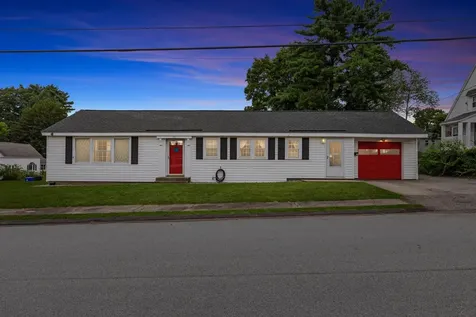 144 Oakland Avenue Manchester NH 03109