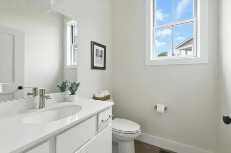 92 Elmore Street Shelburne VT 05482