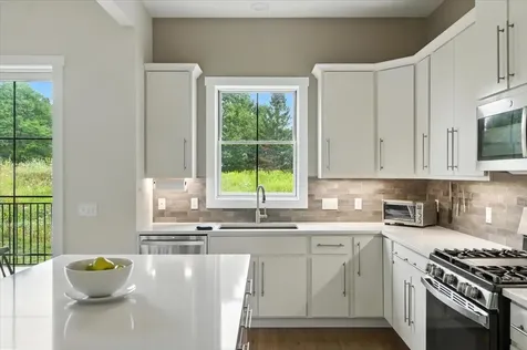 92 Elmore Street Shelburne VT 05482