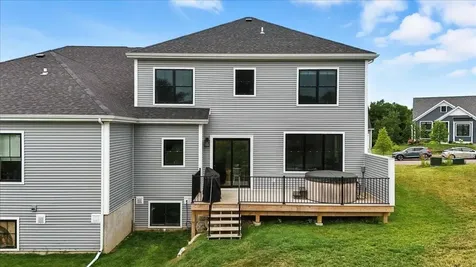 92 Elmore Street Shelburne VT 05482