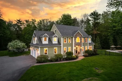 4 Red Oak Drive Greenland NH 03840