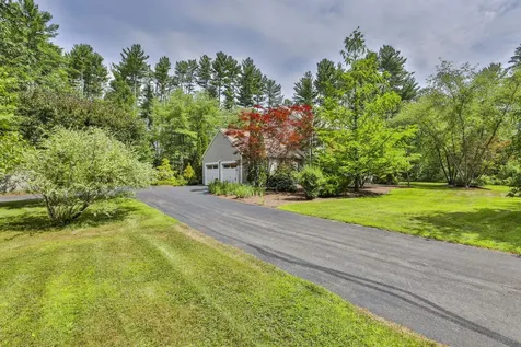 5 Heron Marsh Lane Brookline NH 03033