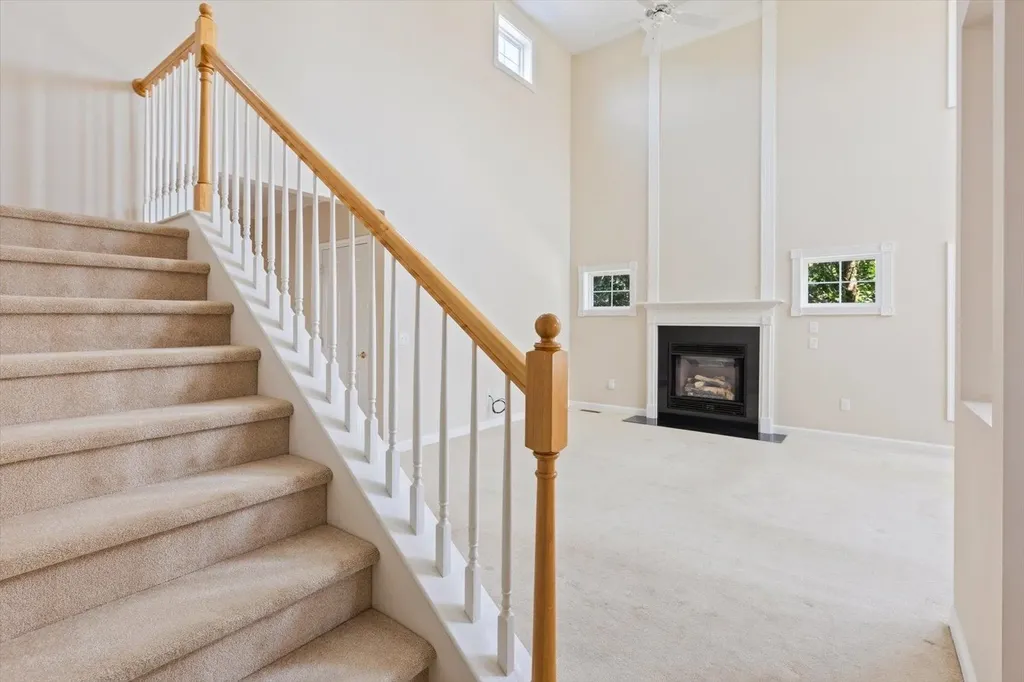 10 Eastridge Drive Peterborough NH 03458