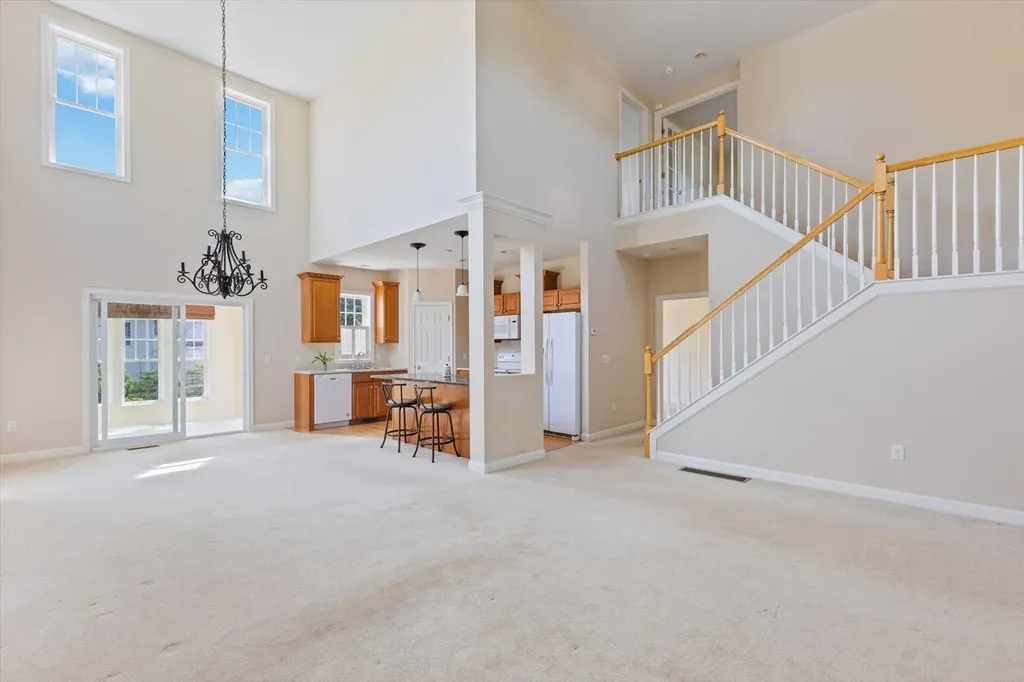 10 Eastridge Drive Peterborough NH 03458