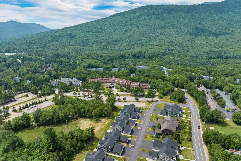 23 Black Bear Road Waterville Valley NH 03215