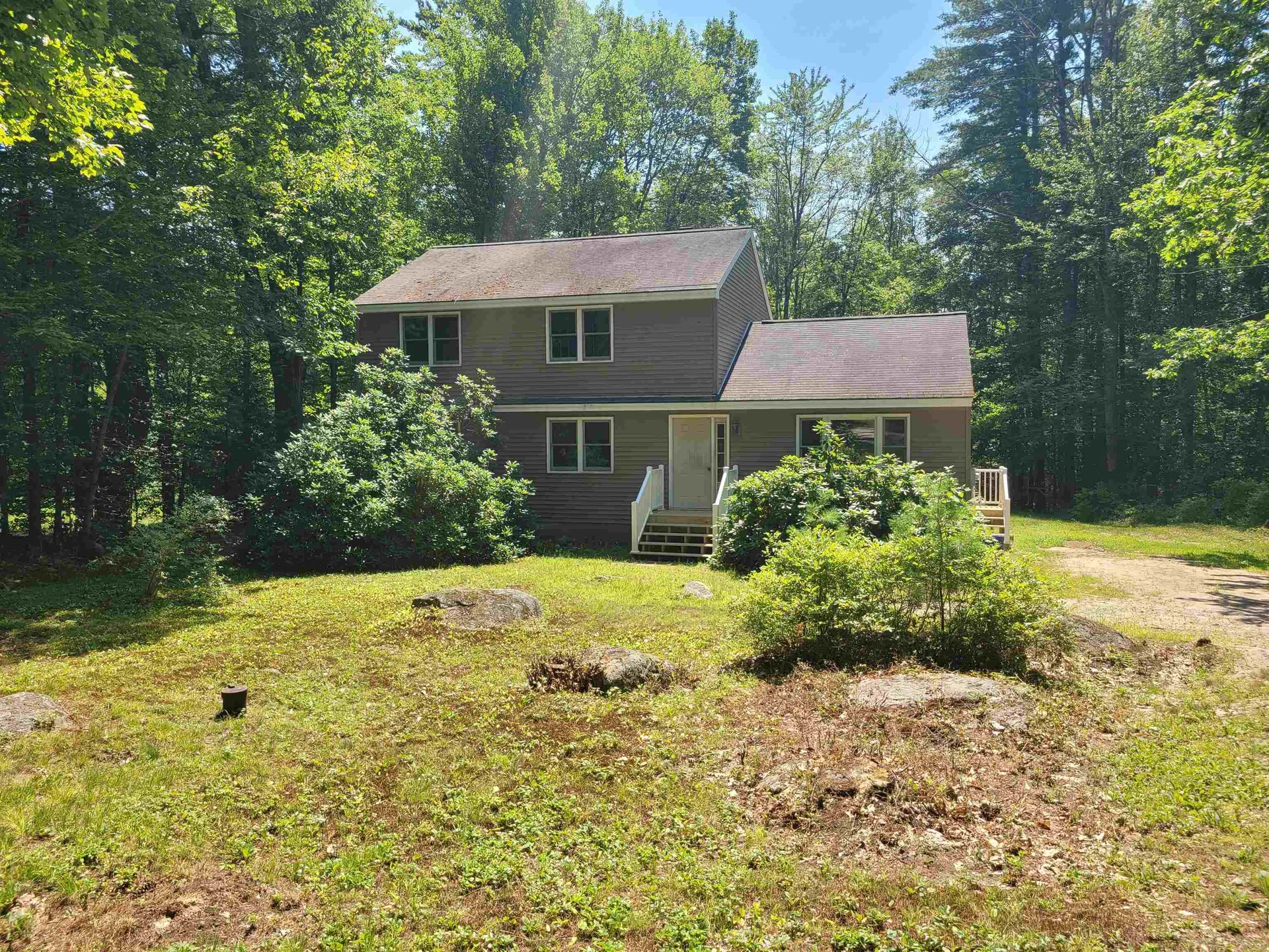 25 Meeting Hill Road Hillsborough NH 03244