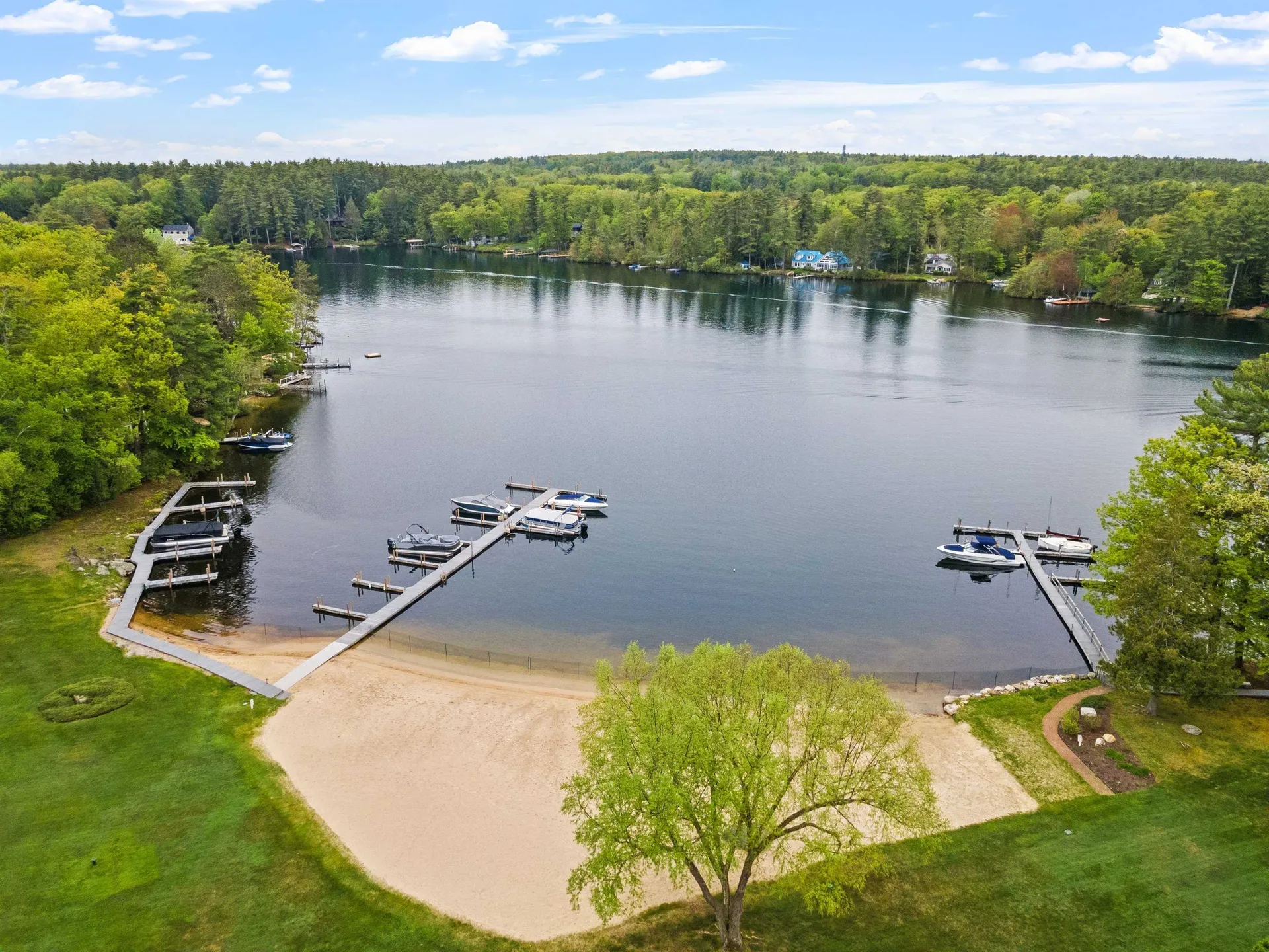 68 Governor Wentworth Highway Tuftonboro NH 03853