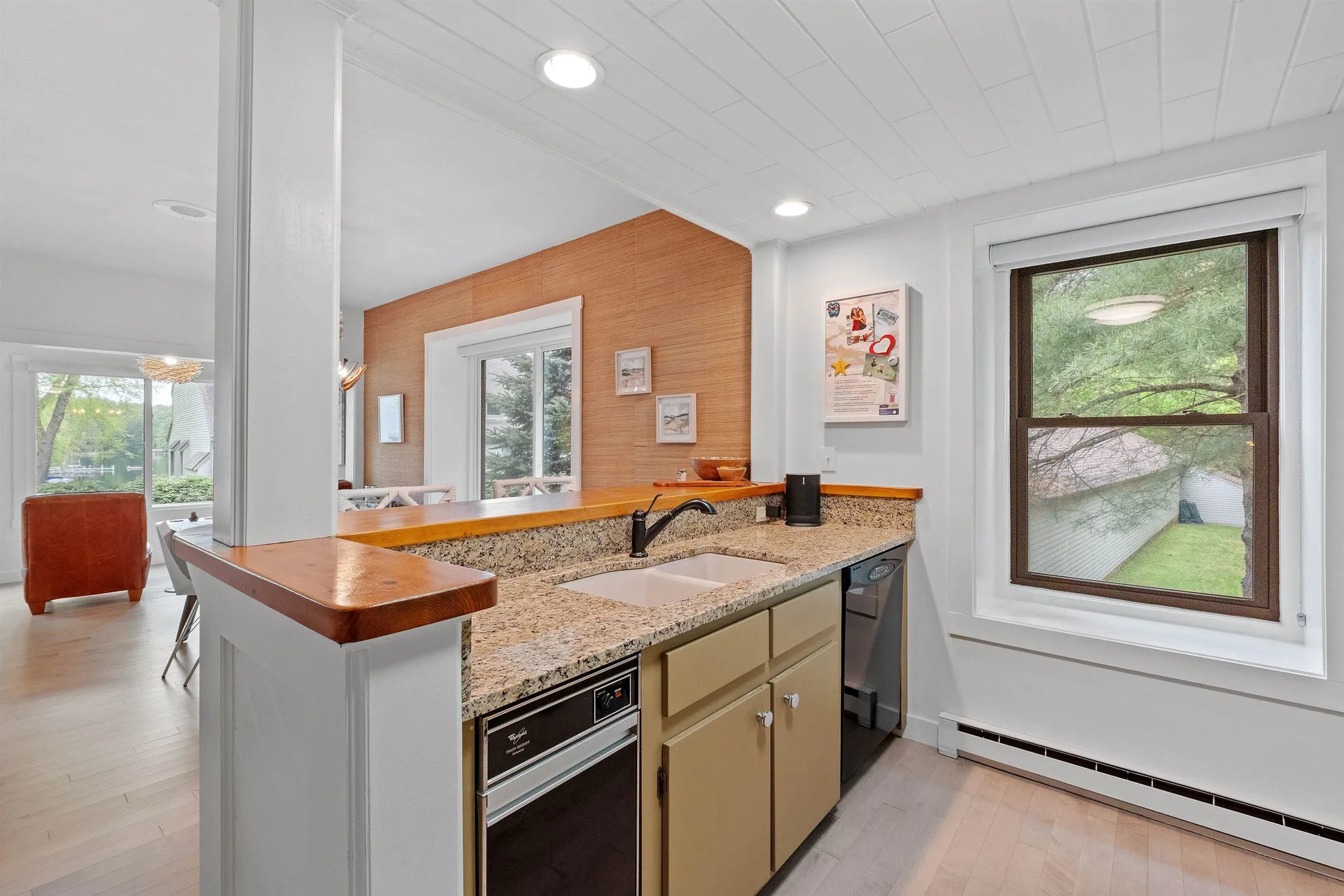 68 Governor Wentworth Highway Tuftonboro NH 03853
