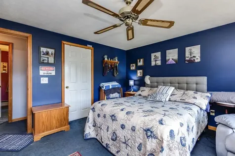 4 Elijah Hill Lane Londonderry NH 03053