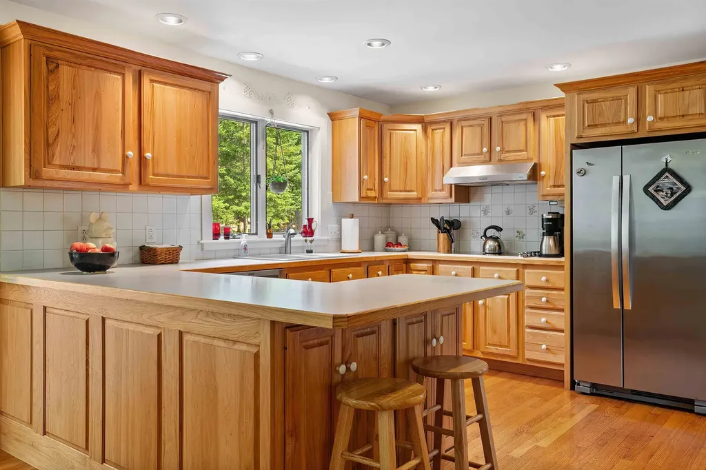 282 Brookside Drive New London NH 03257