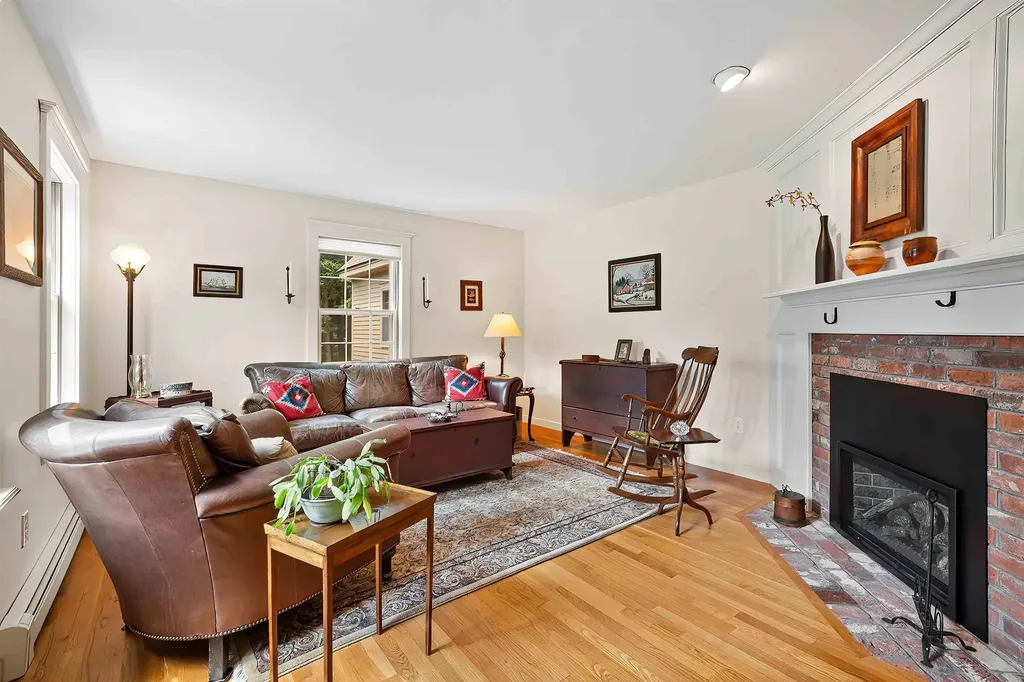 282 Brookside Drive New London NH 03257