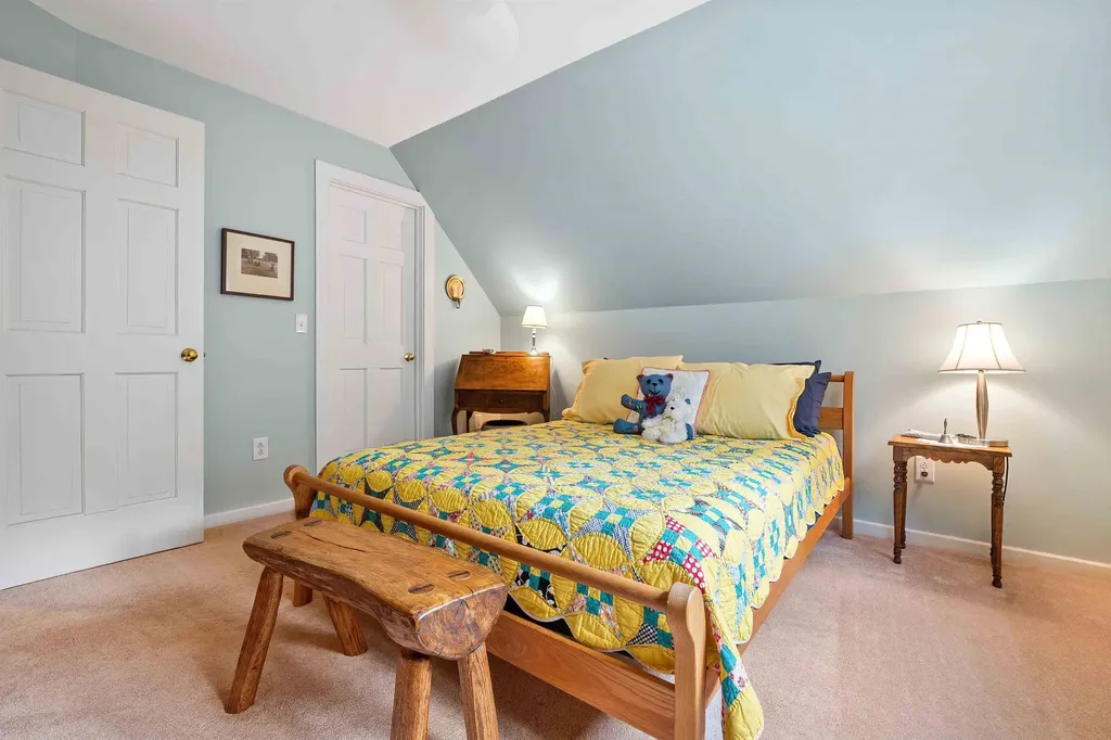 282 Brookside Drive New London NH 03257