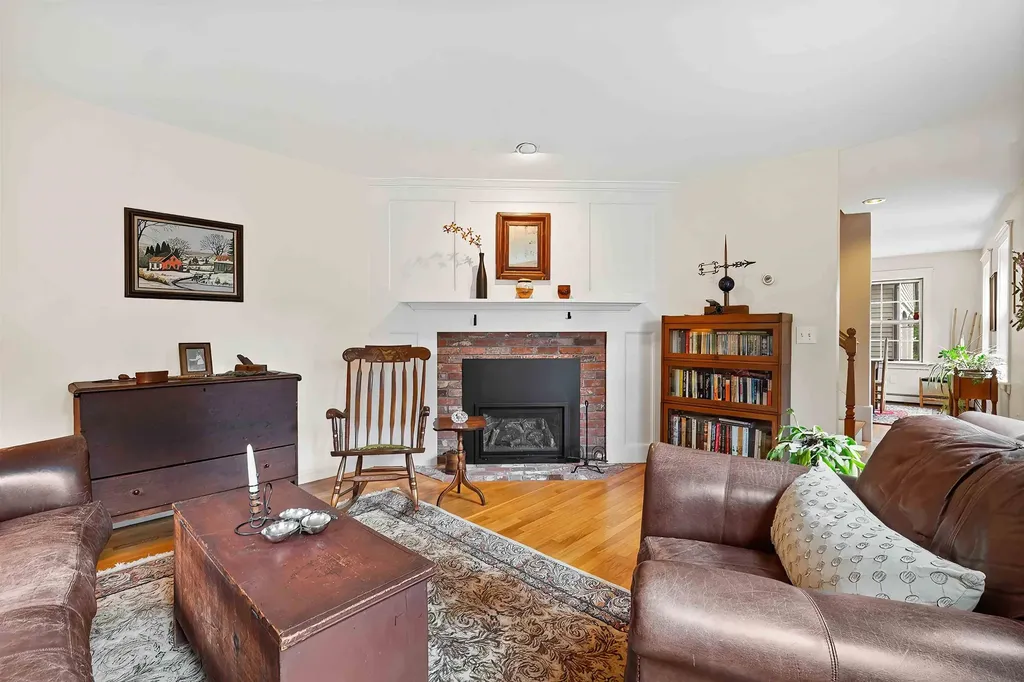 282 Brookside Drive New London NH 03257