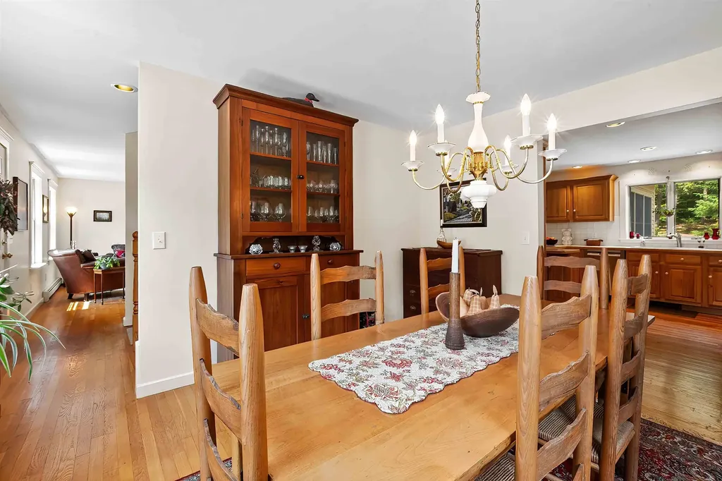 282 Brookside Drive New London NH 03257