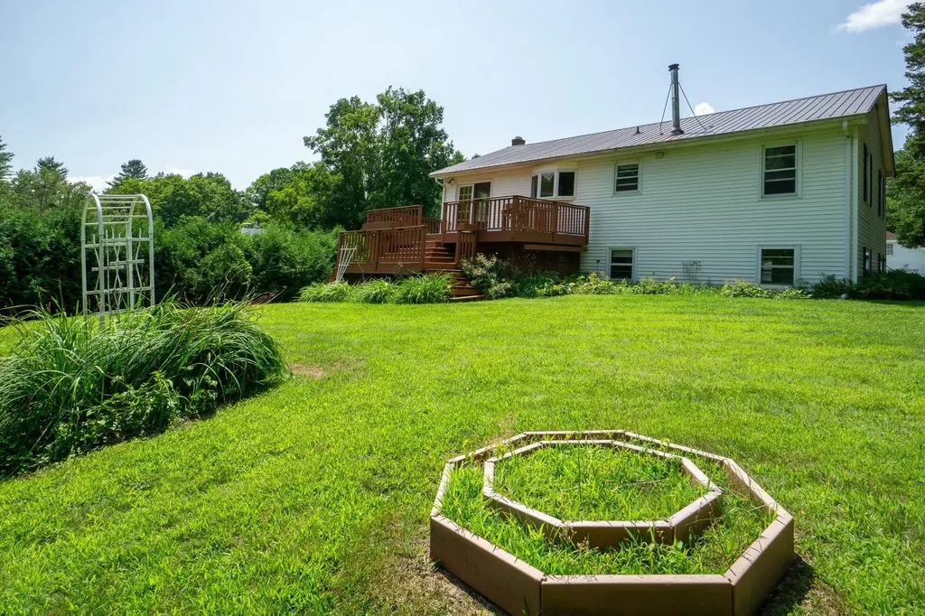234 Gilman Avenue St. Johnsbury VT 05819