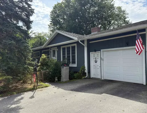 32 Clover Street Exeter NH 03833