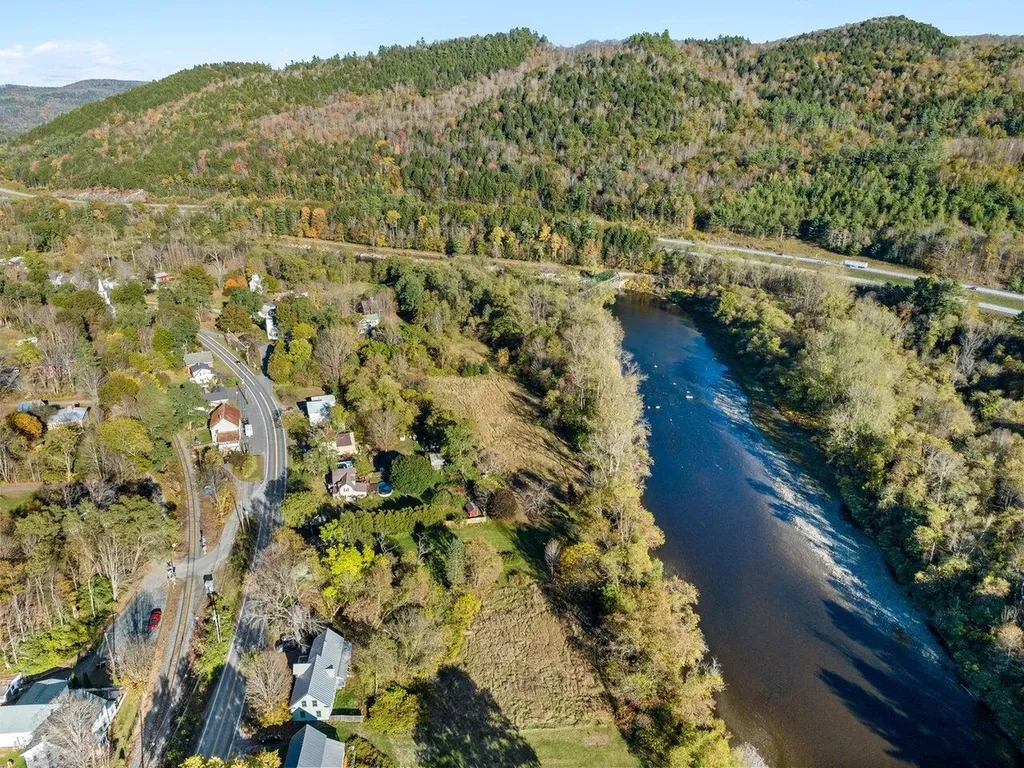 4457 Vt Route 14 Royalton VT 05068