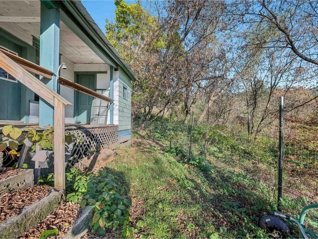 4457 Vt Route 14 Royalton VT 05068