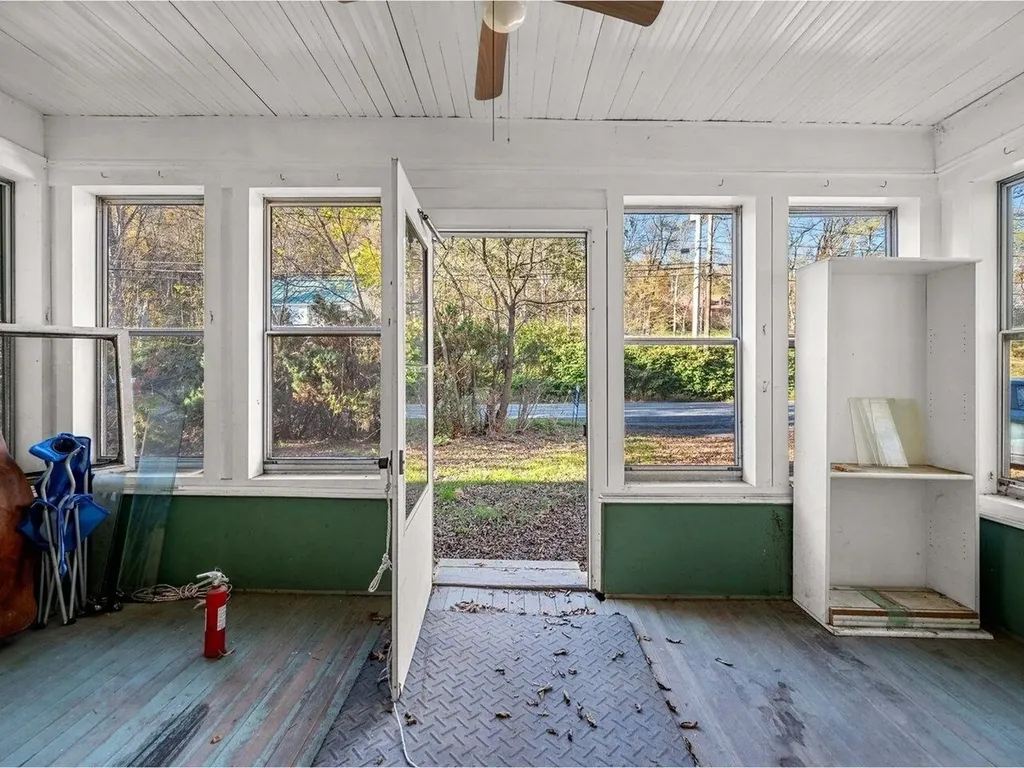 4457 Vt Route 14 Royalton VT 05068