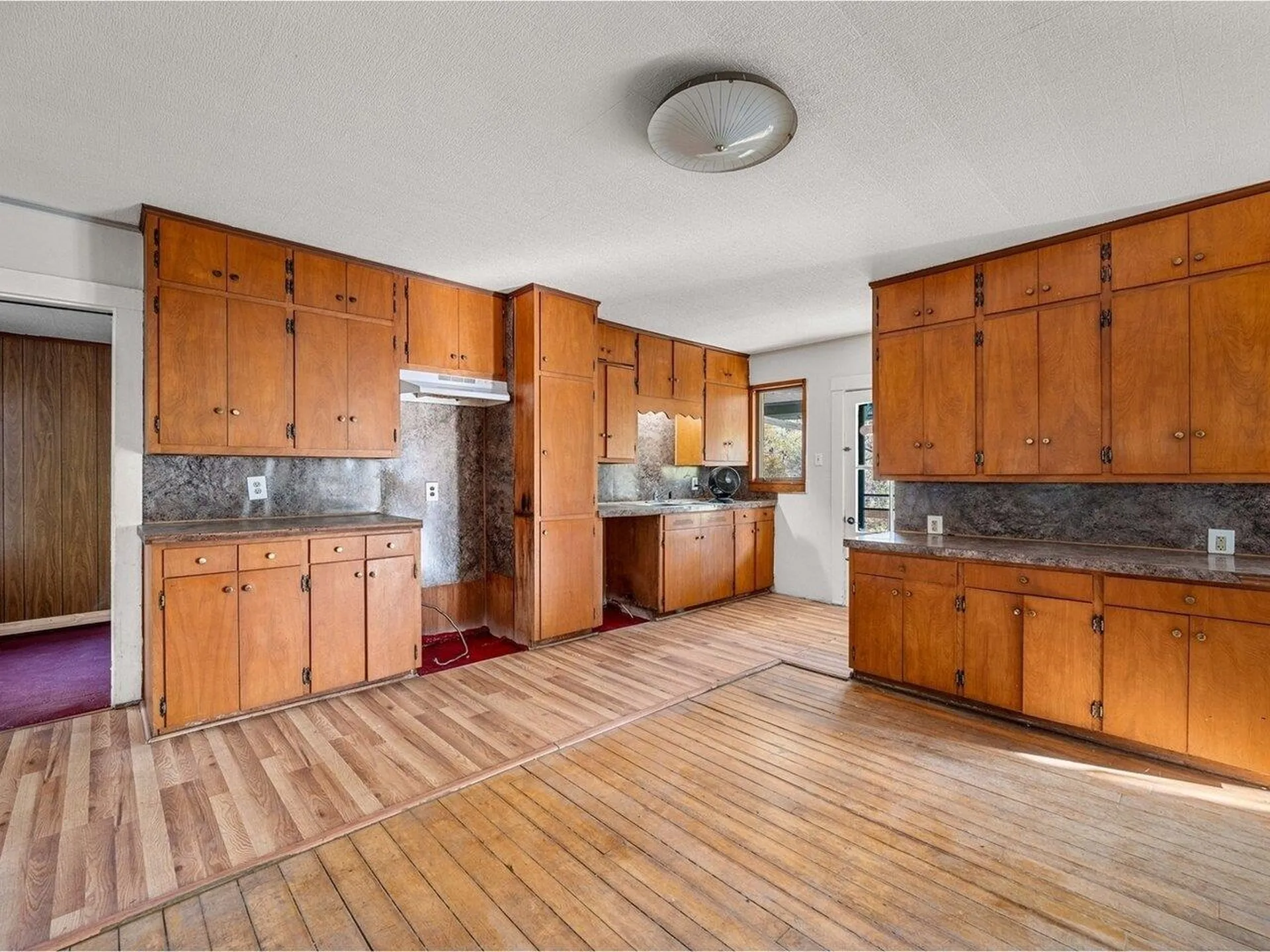 4457 Vt Route 14 Royalton VT 05068