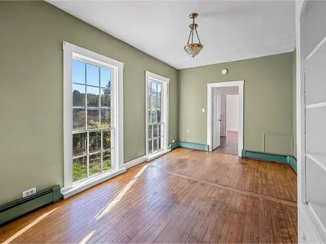 4457 Vt Route 14 Royalton VT 05068