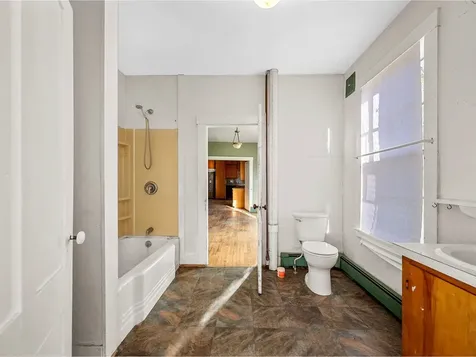 4457 Vt Route 14 Royalton VT 05068