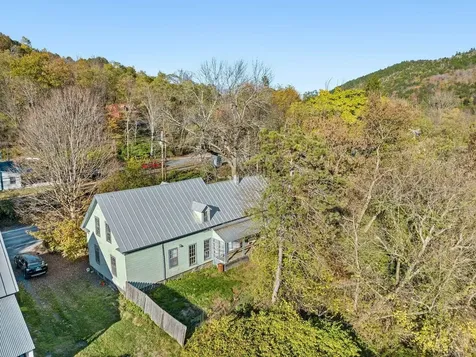 4457 Vt Route 14 Royalton VT 05068