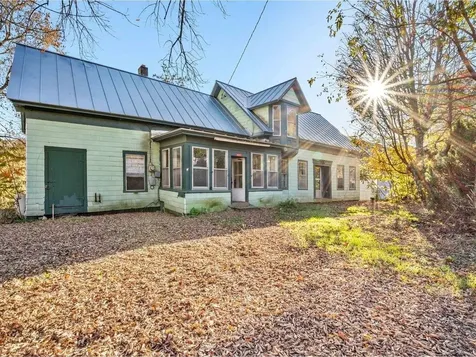 4457 Vt Route 14 Royalton VT 05068