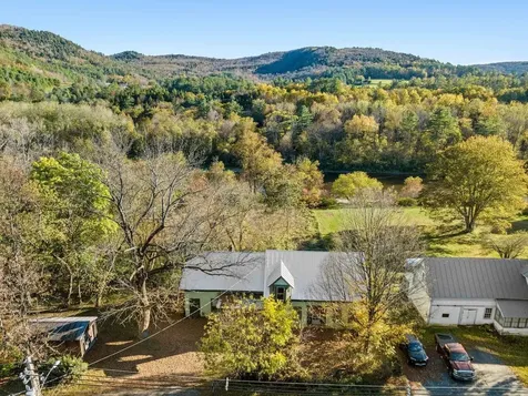 4457 Vt Route 14 Royalton VT 05068