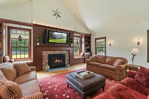 95 Coyote Lane Williston VT 05495