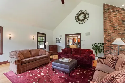 95 Coyote Lane Williston VT 05495