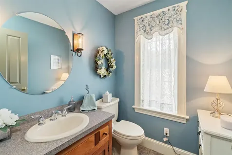 95 Coyote Lane Williston VT 05495