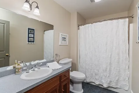 95 Coyote Lane Williston VT 05495