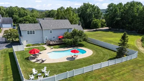 95 Coyote Lane Williston VT 05495