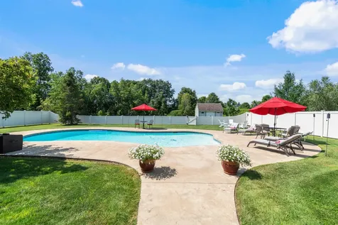 95 Coyote Lane Williston VT 05495