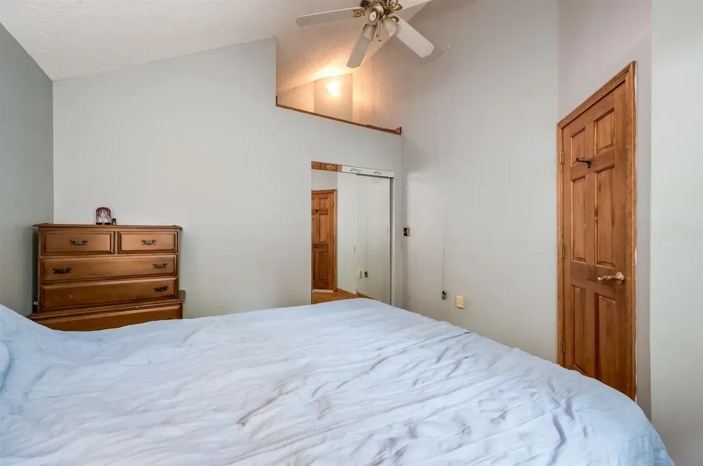 220 Chester Road Auburn NH 03032