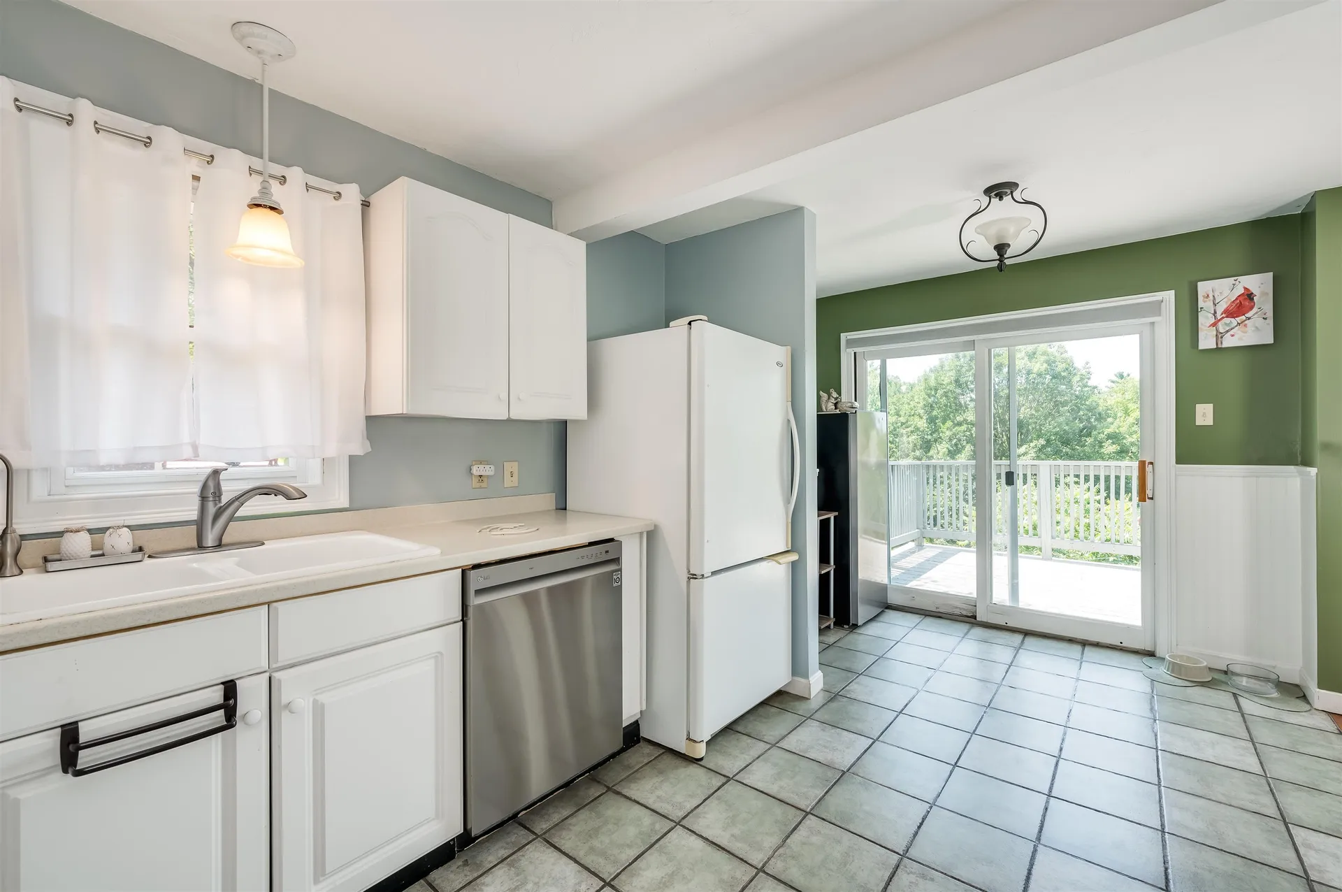 220 Chester Road Auburn NH 03032