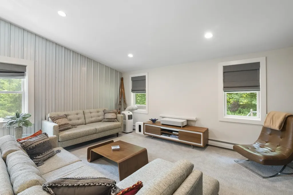 127 Fannie Hill Road Wilmington VT 05363