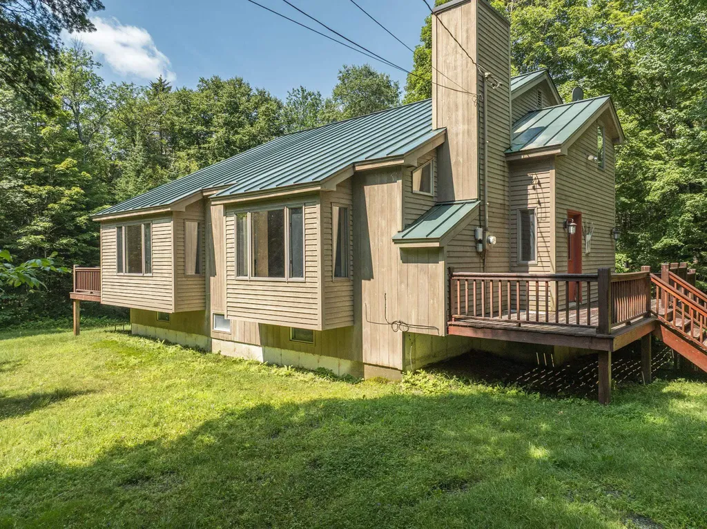 17 Villager Extension Dover VT 05356