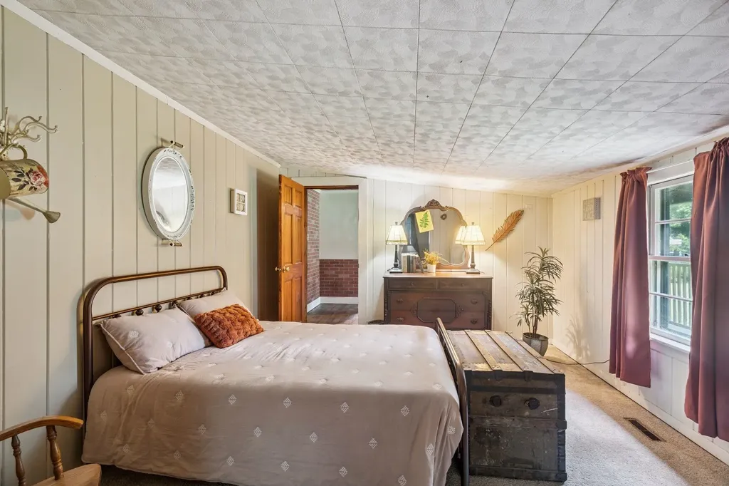 577 North Road Sutton NH 03260