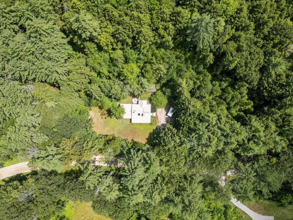 577 North Road Sutton NH 03260
