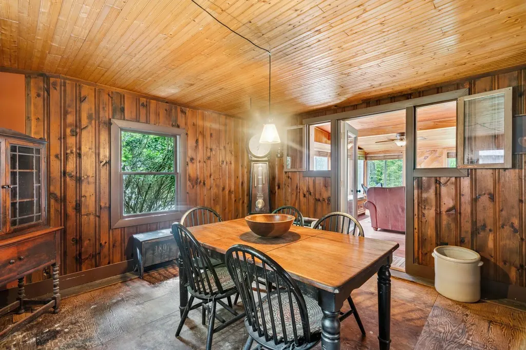 577 North Road Sutton NH 03260