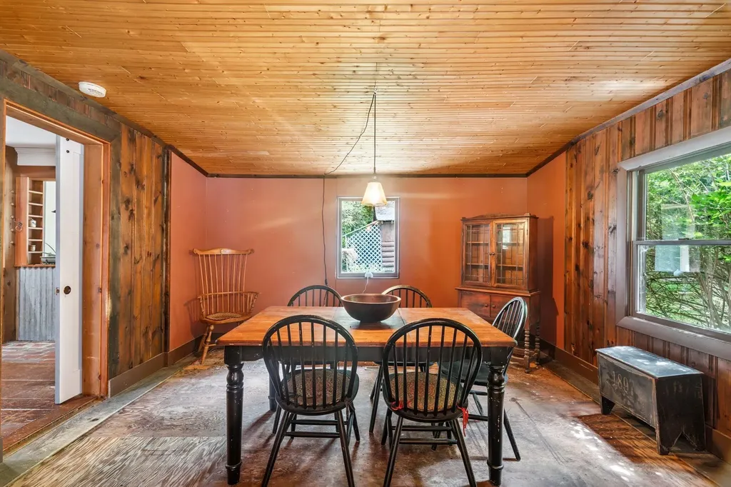 577 North Road Sutton NH 03260