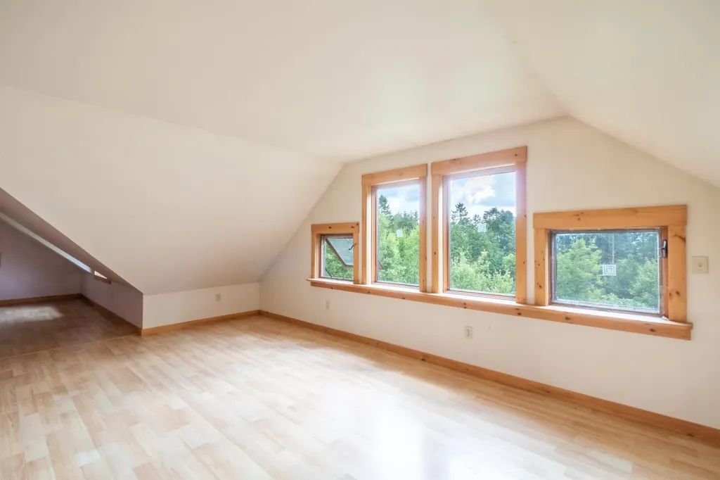 437 Phillips Road Glover VT 05875