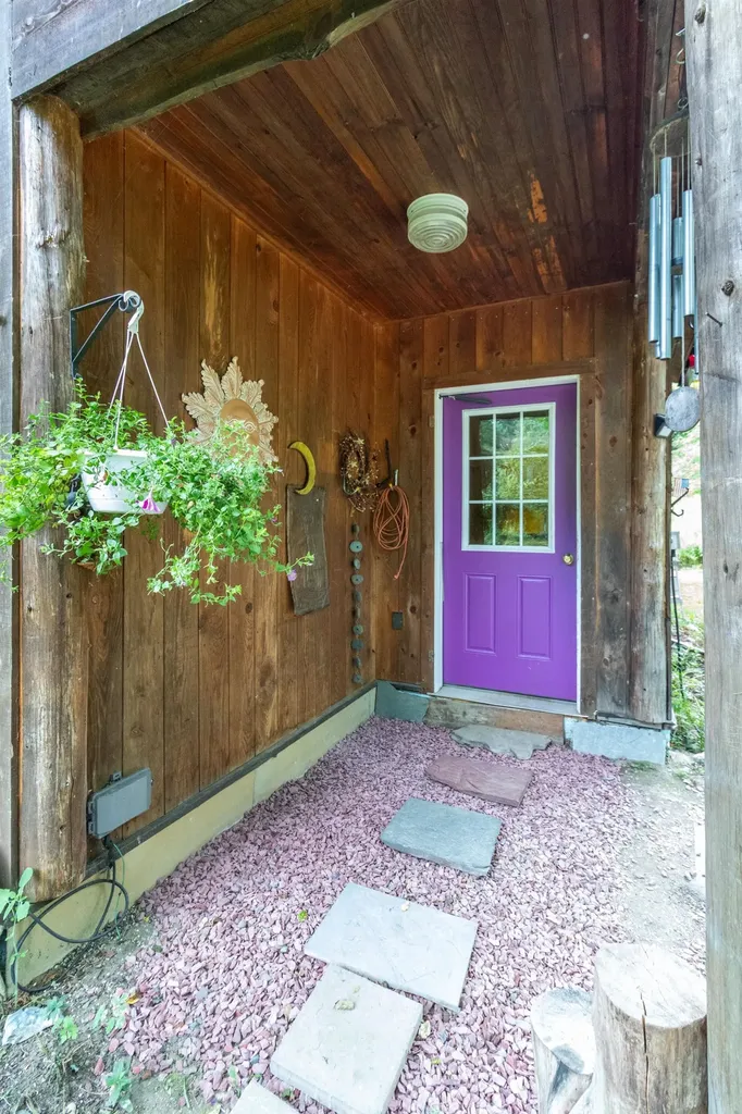 437 Phillips Road Glover VT 05875