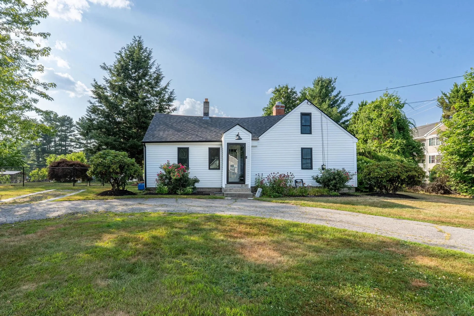 73 Fordway Extension Derry NH 03038